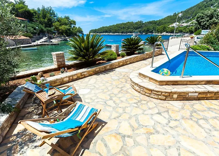 Seaside Family Friendly House With A Swimming Pool Grscica, Korcula - 23487 度假居 *