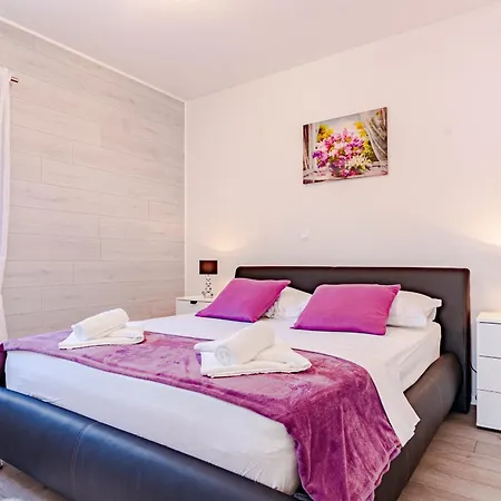 Seaside Family Friendly House With A Swimming Pool Grscica, Korcula - 23487 * Blato (Korcula)