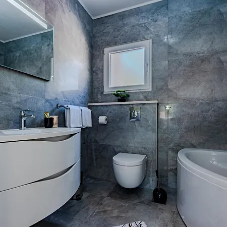 Seaside Family Friendly House With A Swimming Pool Grscica, Korcula - 23487