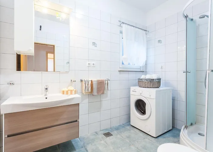 Hébergement de vacances Seaside Family Friendly House With A Swimming Pool Grscica, Korcula - 23487