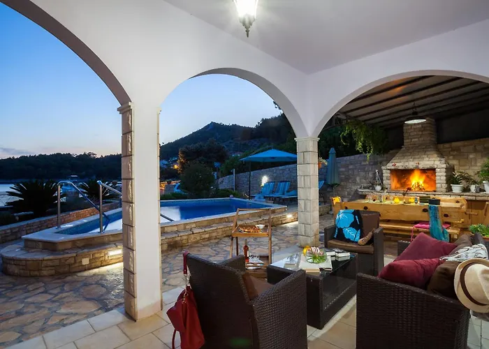 Seaside Family Friendly House With A Swimming Pool Grscica, Korcula - 23487 Hébergement de vacances Blato (Korcula)