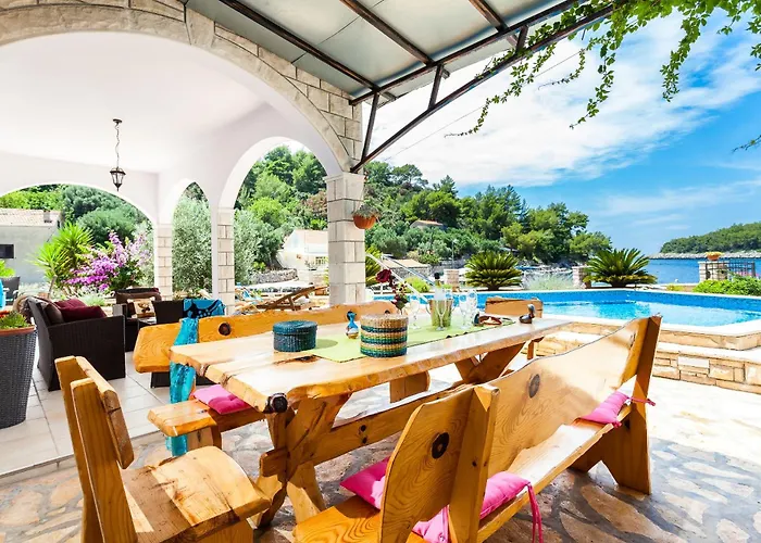 Seaside Family Friendly House With A Swimming Pool Grscica, Korcula - 23487 * Blato (Korcula)